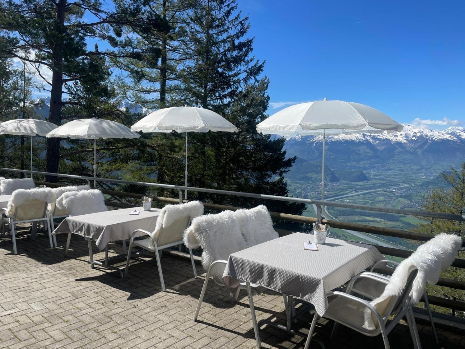 Berggasthaus Matu Triesenberg Buitenkant foto
